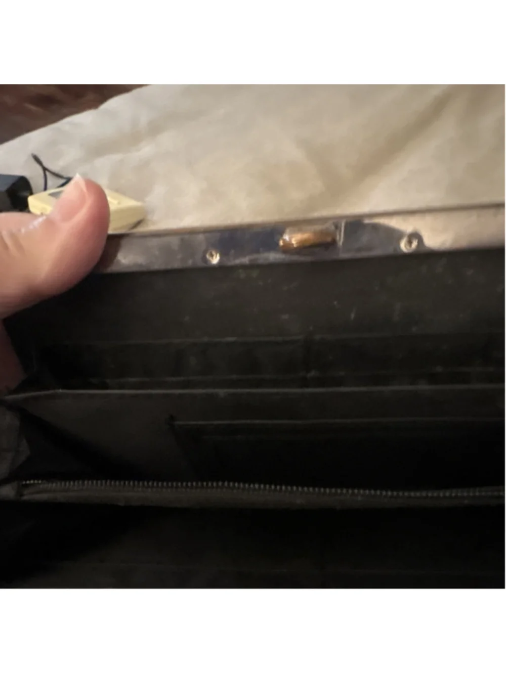 Unbranded wallet has